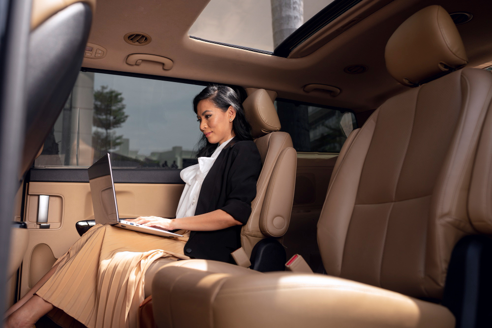luxury business transport